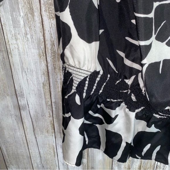 White House Black Market Silk Black Off The Shoulder Blouse - Picture 3 of 6